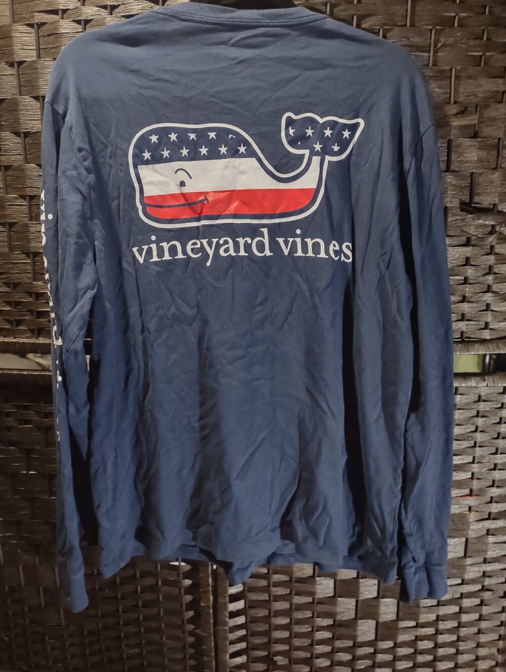 Vineyard Vines Flag Whale Logo Long Sleeve T Shirt Men's L